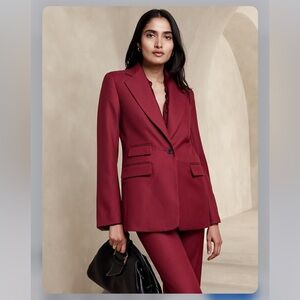 BANANA REPUBLIC Sculpted Italian Wool Blazer Malbec Red NWOT